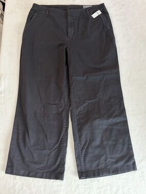 GAP Women's Wide Leg Pants in Dark Charcoal